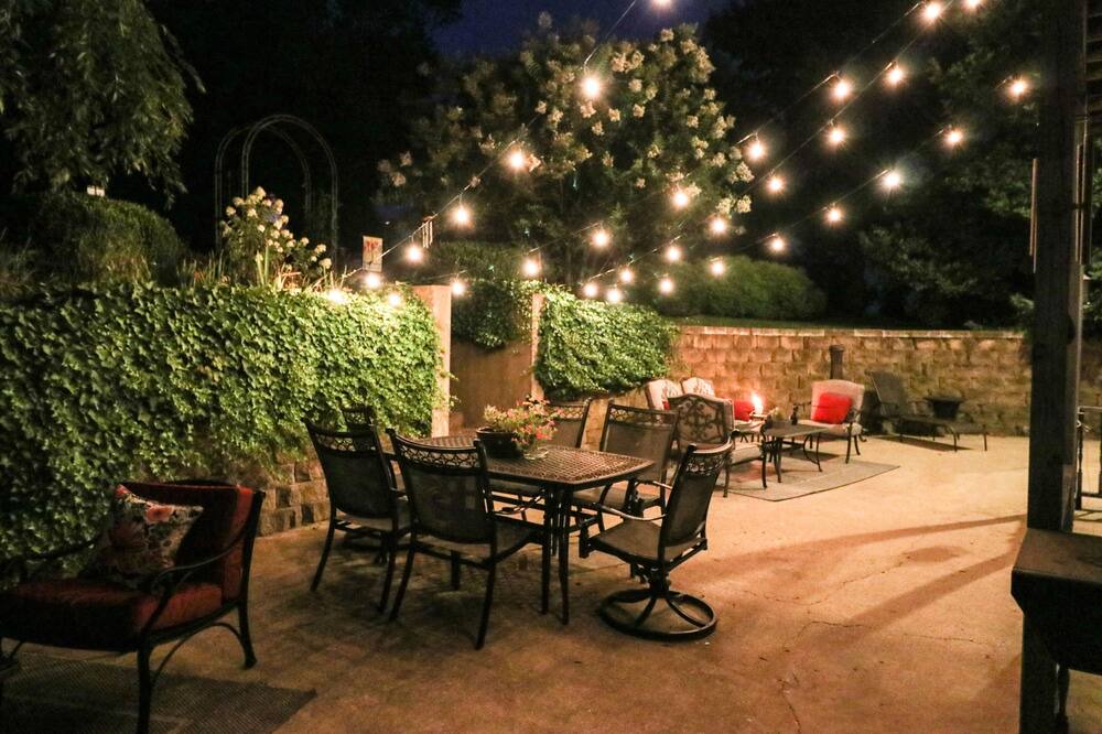 Photo of Outdoor in Loretto