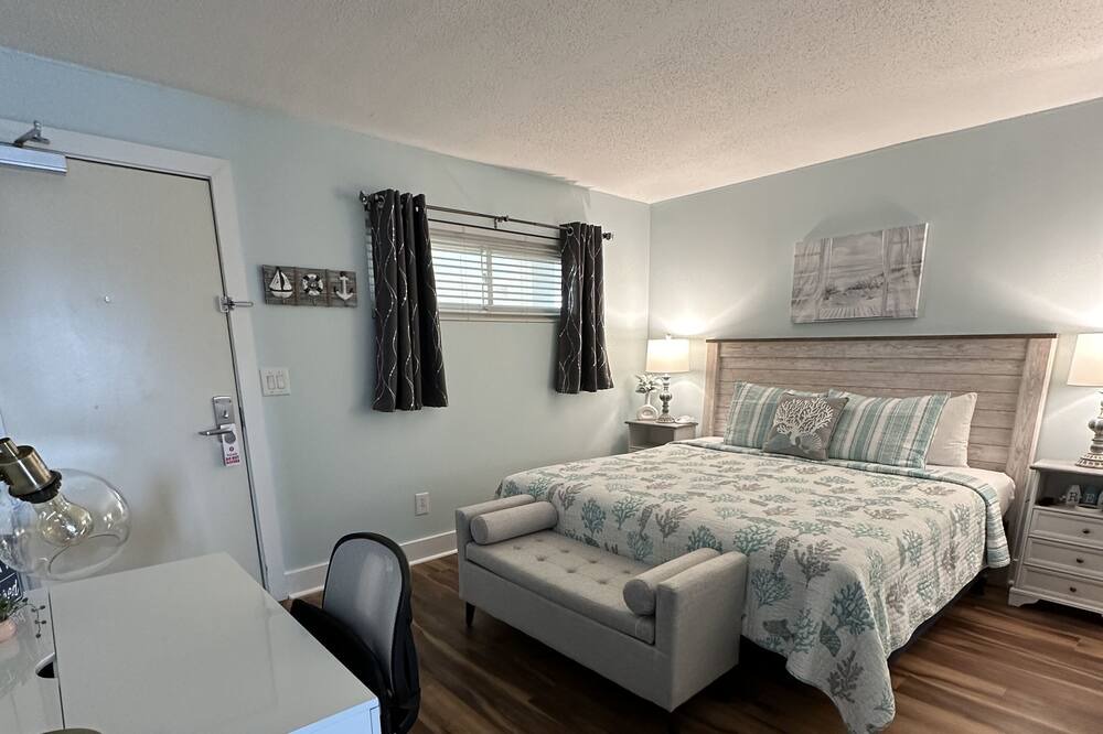 Photo of Bedroom in Wrightsville Beach