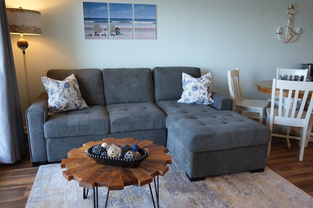Photo of Livingroom in Wrightsville Beach