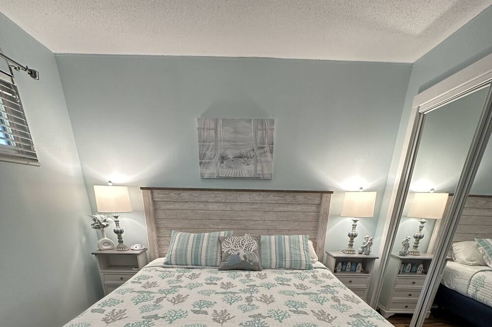 Photo of Bedroom in Wrightsville Beach