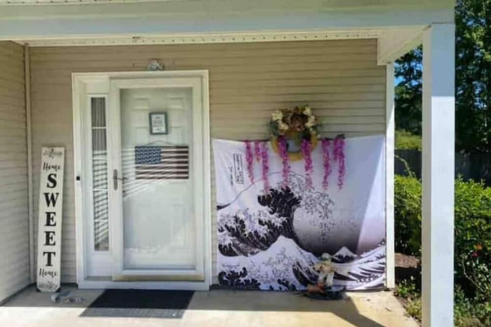 Photo of Outdoor in Myrtle Grove