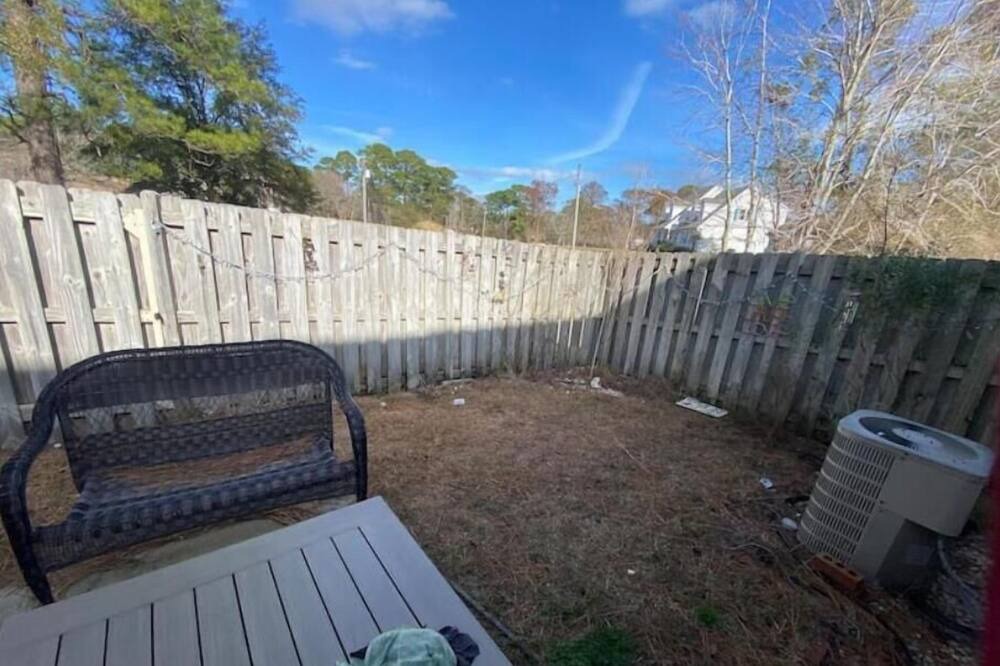 Photo of Outdoor in Myrtle Grove