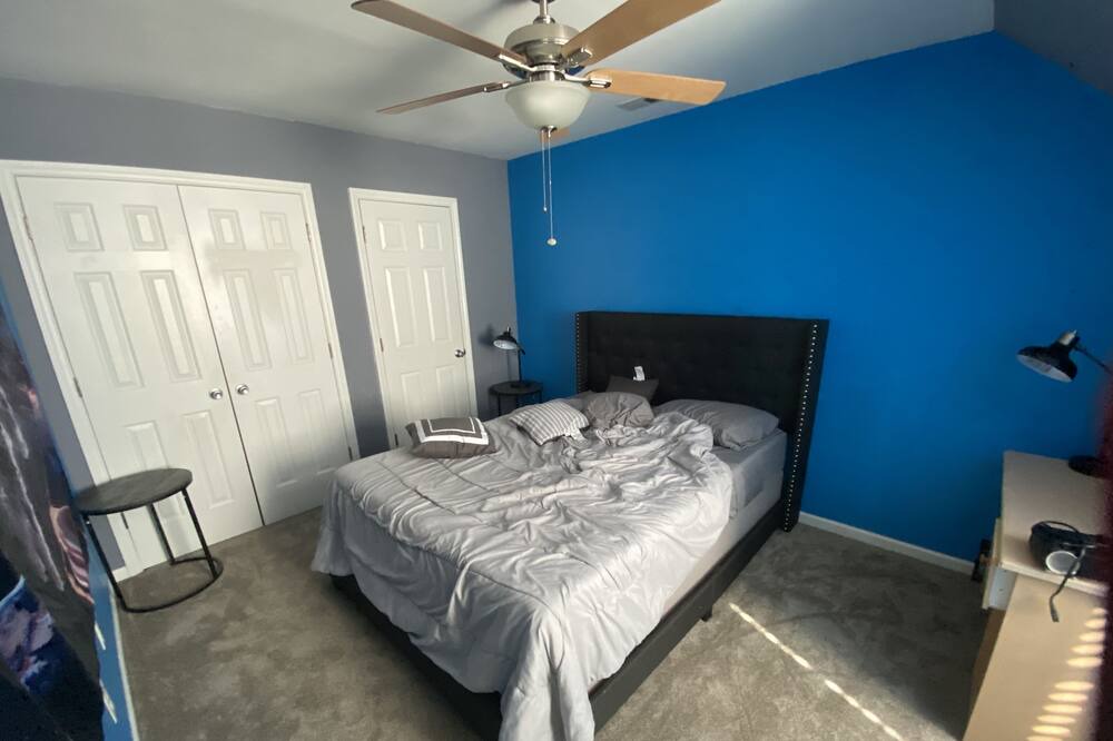 Photo of Bedroom in Myrtle Grove