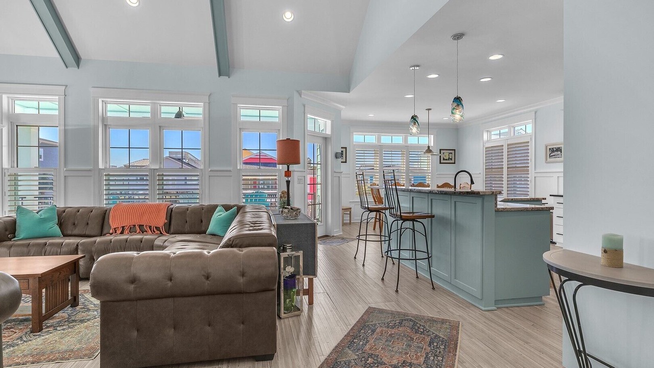 Photo of Livingroom in Sunset Beach
