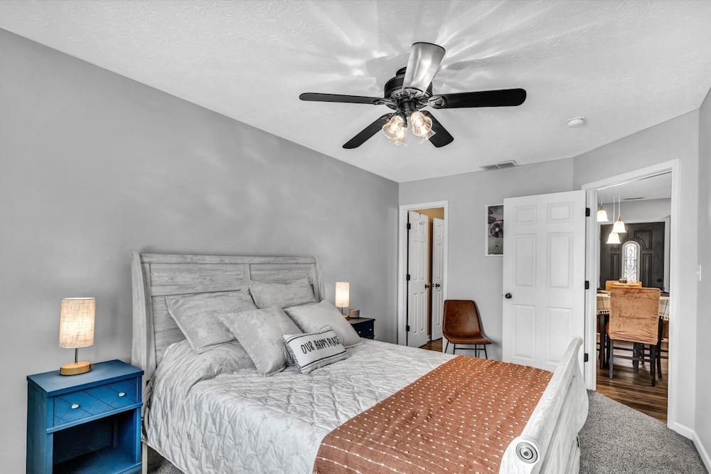 Photo of Bedroom in Owensboro