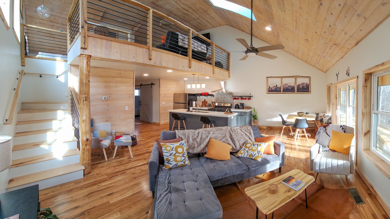 Photo of Livingroom in Waynesville