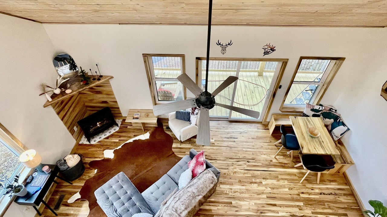 Photo of Livingroom in Waynesville