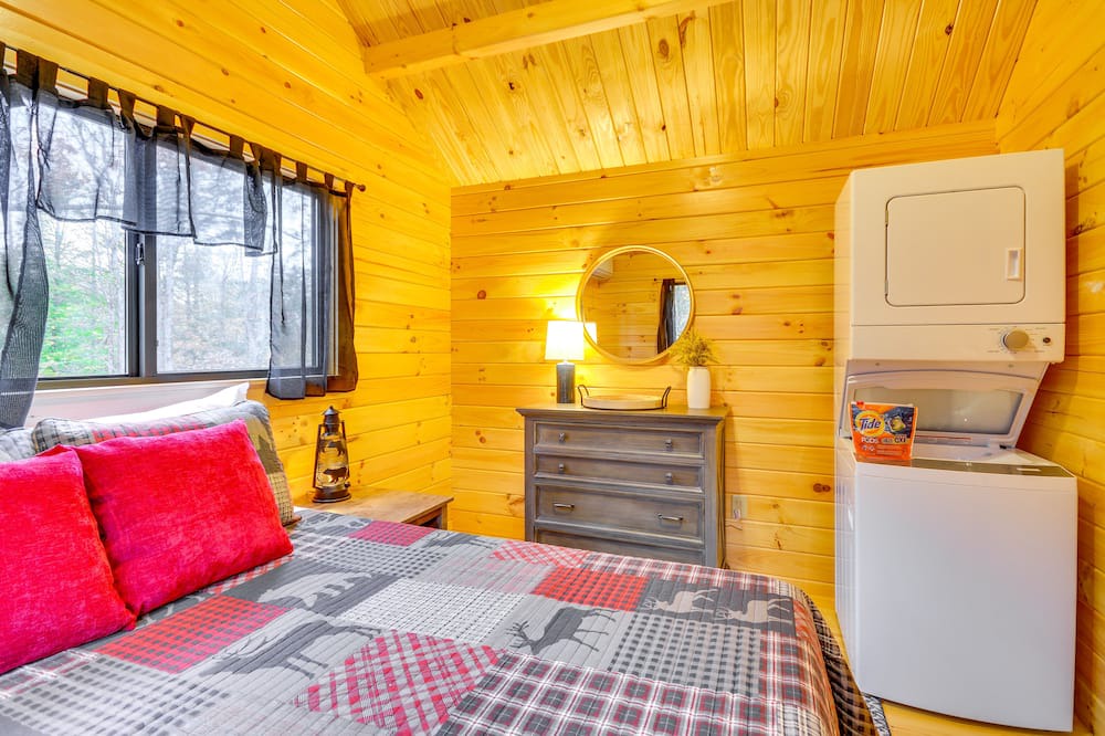 Photo of Bedroom in Traphill