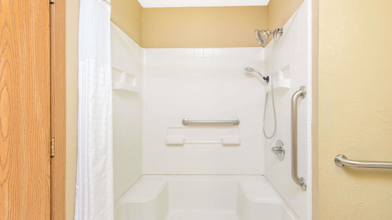 Photo of Bathroom in Miner
