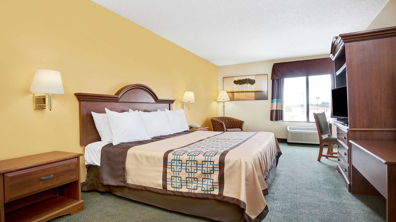 Photo of Bedroom in Haw River