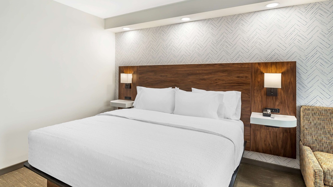 Photo of Bedroom in Southern Estates