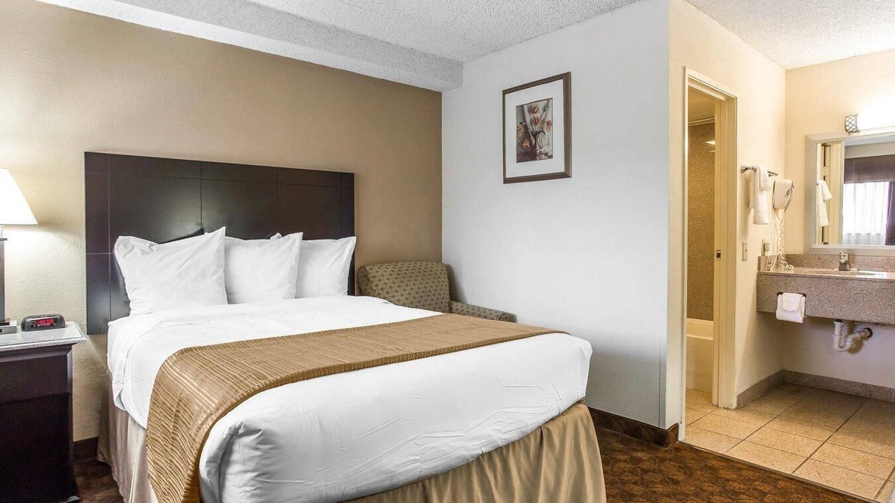 Photo of Bedroom in Greensboro