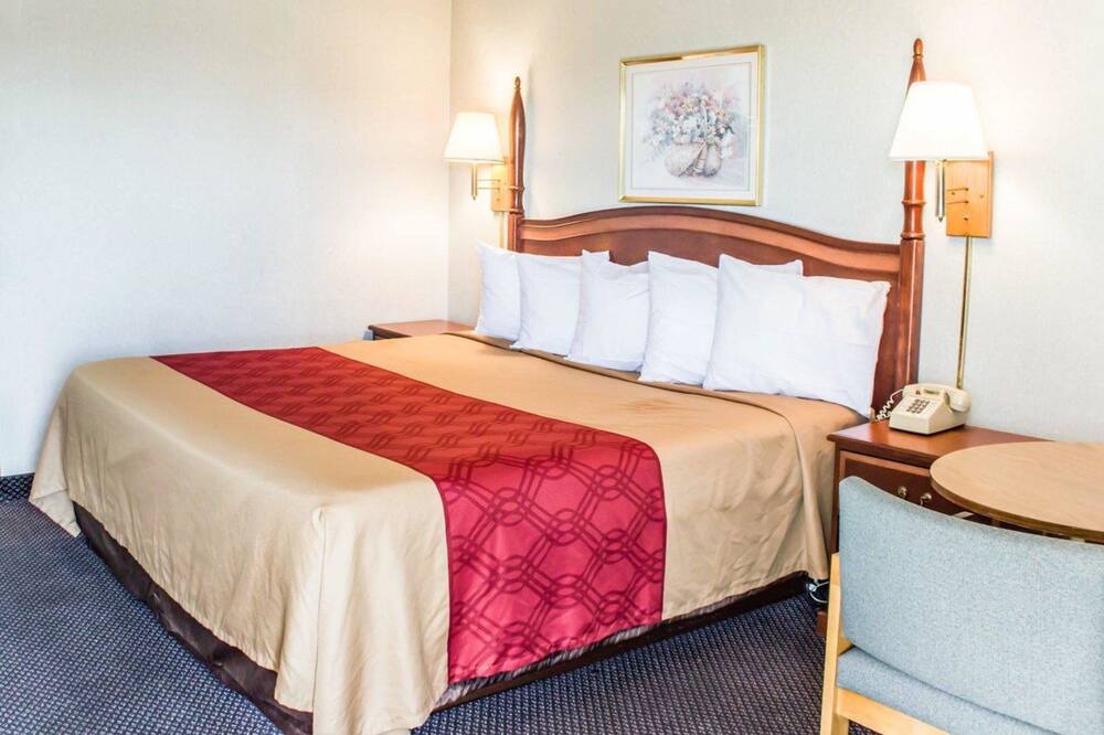 Photo of Bedroom in Greensboro