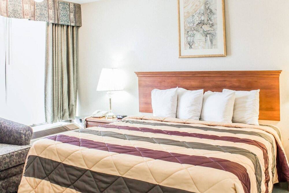 Photo of Bedroom in Greensboro