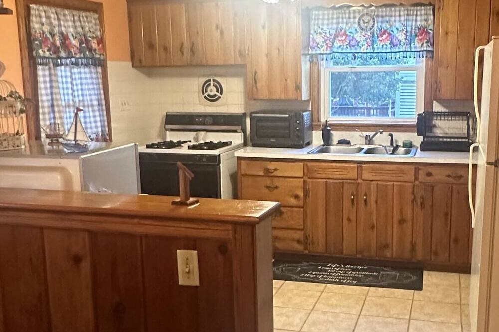 Photo of Kitchen in Cave Spring