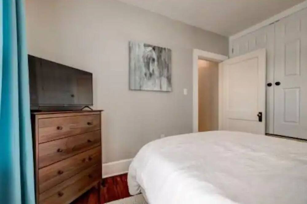 Photo of Bedroom in Owensboro