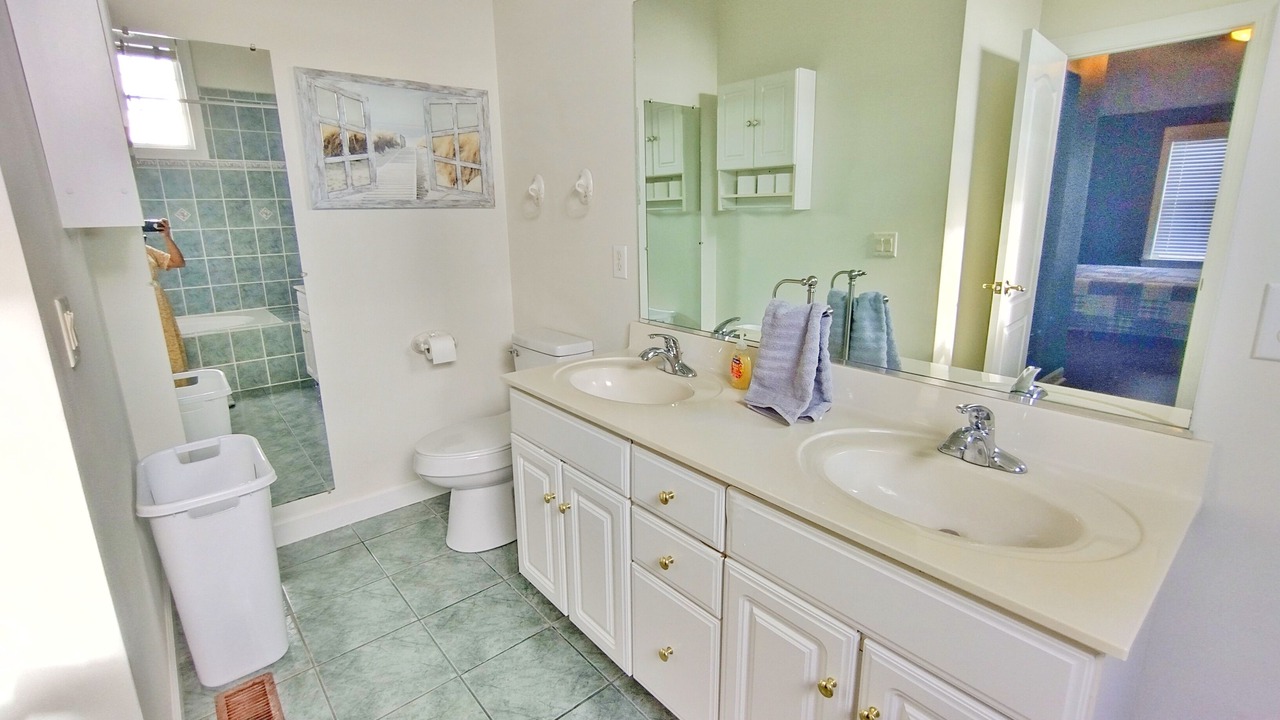 Photo of Others in Graham