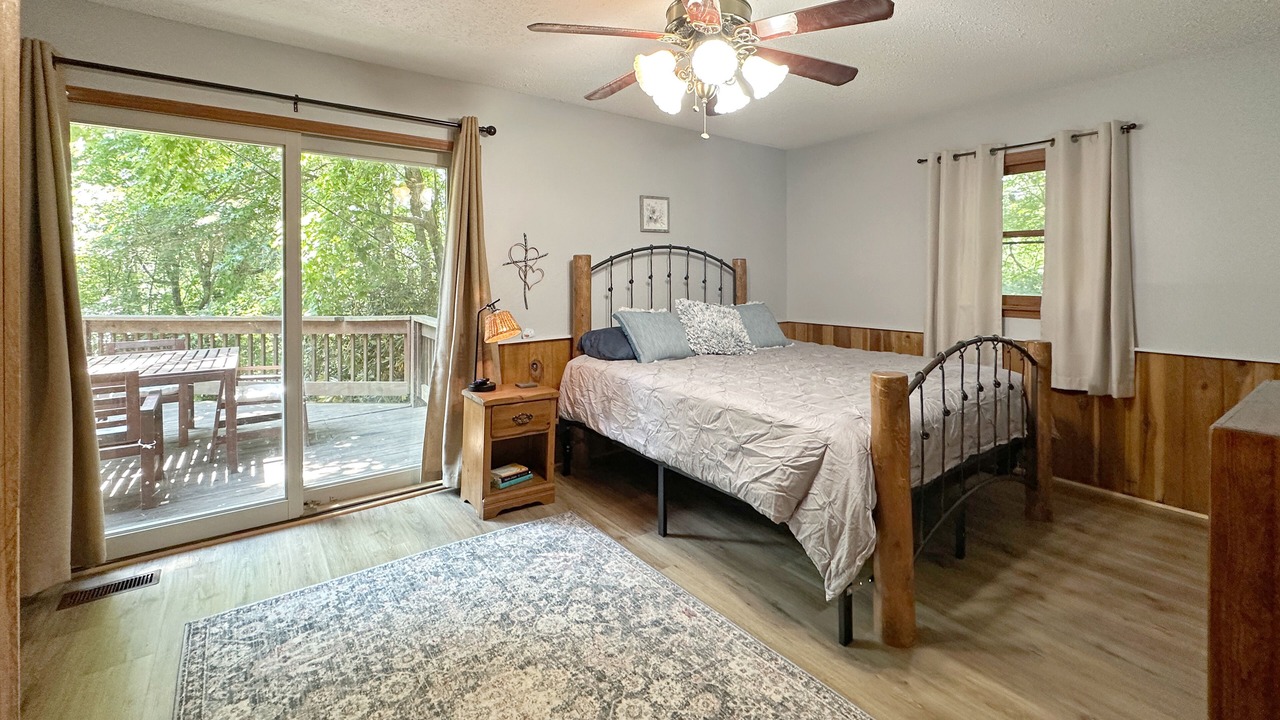 Photo of Bedroom in Waynesville