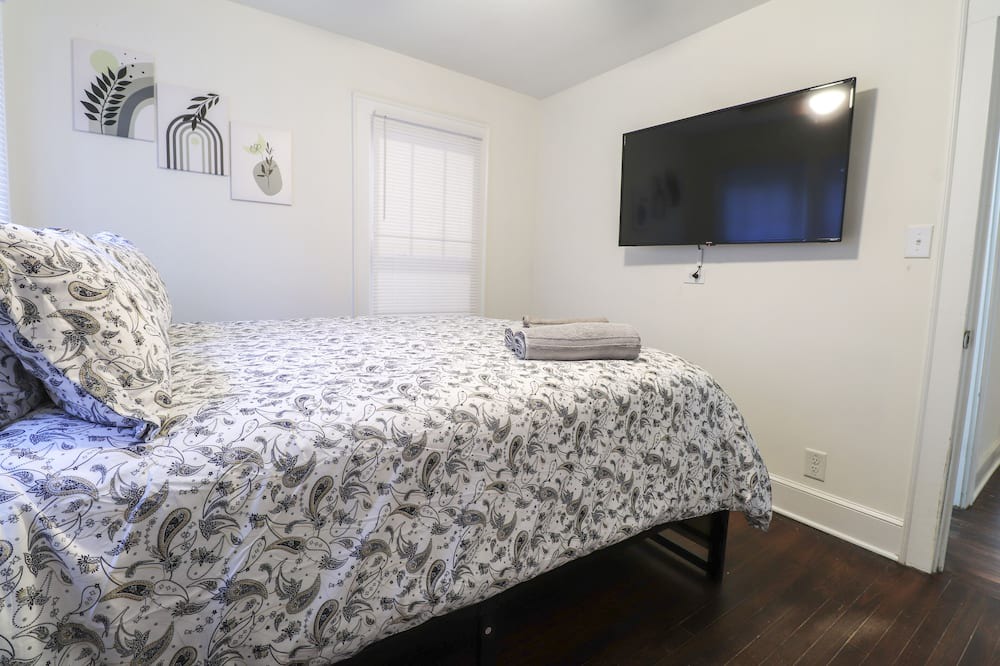 Photo of Bedroom in Greensboro