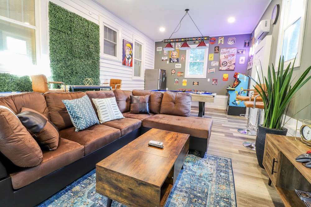 Photo of Livingroom in Greensboro