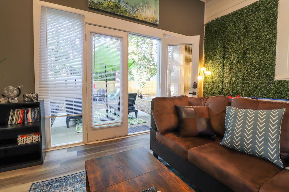 Photo of Livingroom in Greensboro