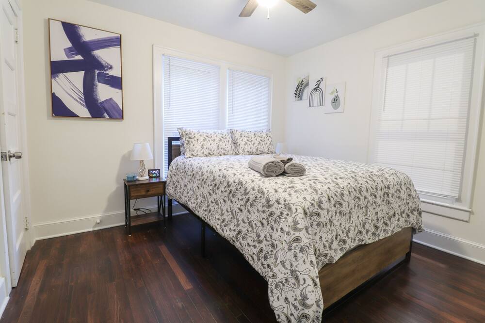 Photo of Bedroom in Greensboro