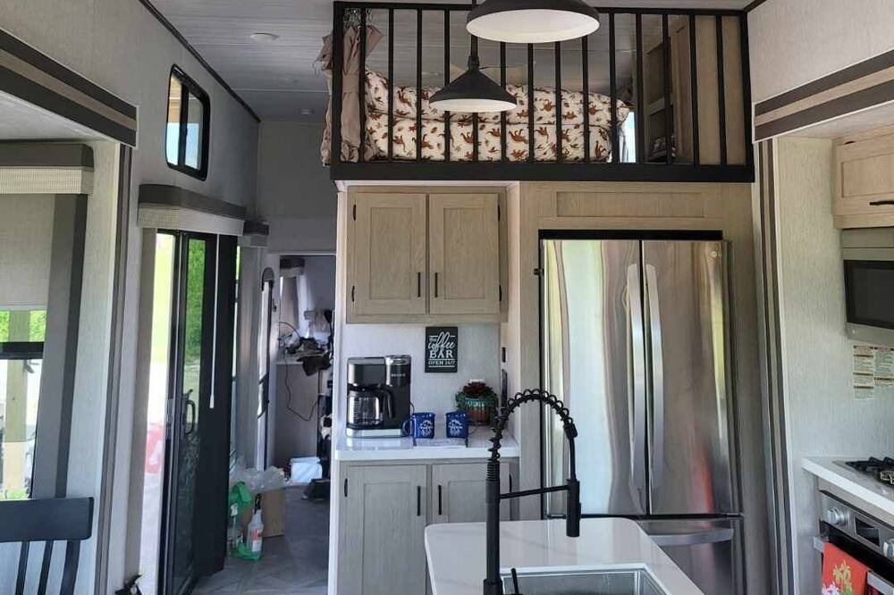 Photo of Kitchen in La Follette