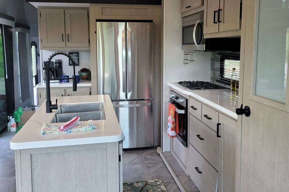 Photo of Kitchen in La Follette