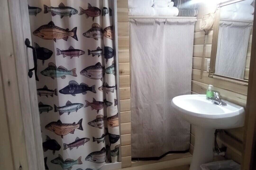 Photo of Bathroom in Linden