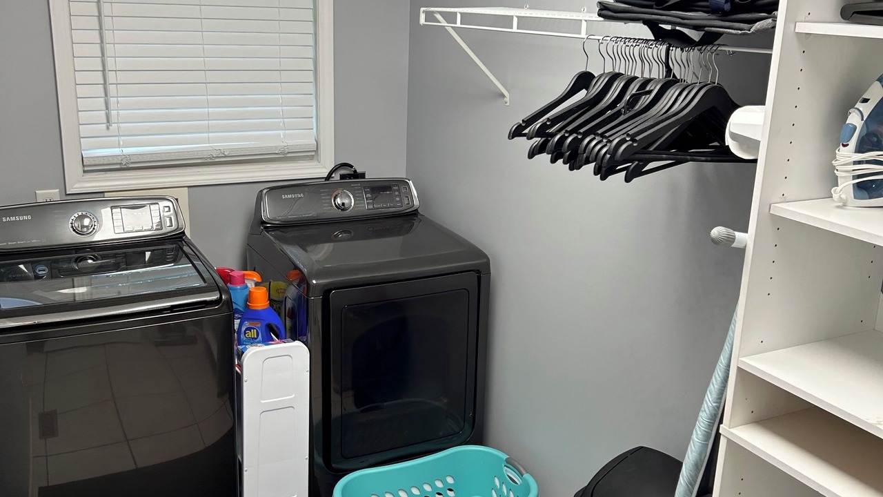 Photo of Bedroom in Byrdstown