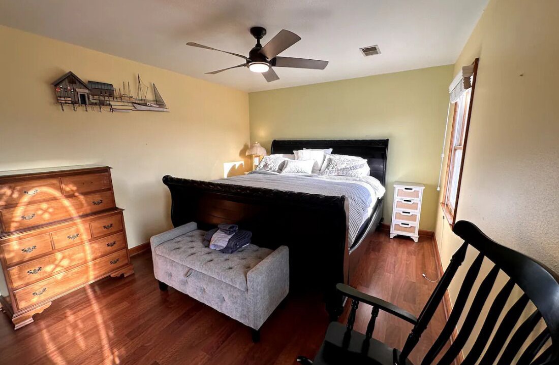 Photo of Bedroom in Whalehead Beach