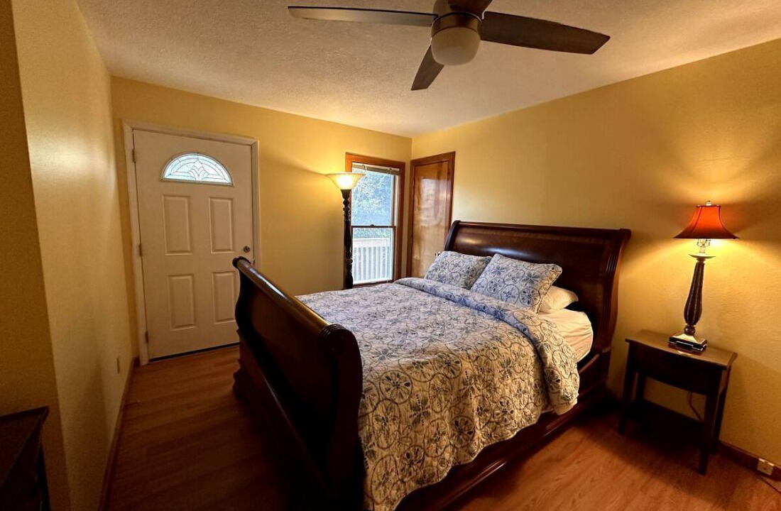 Photo of Bedroom in Whalehead Beach