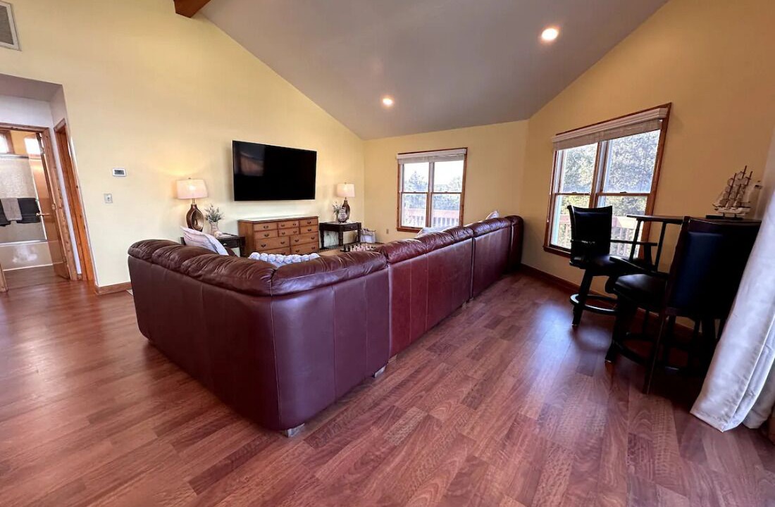 Photo of Livingroom in Whalehead Beach