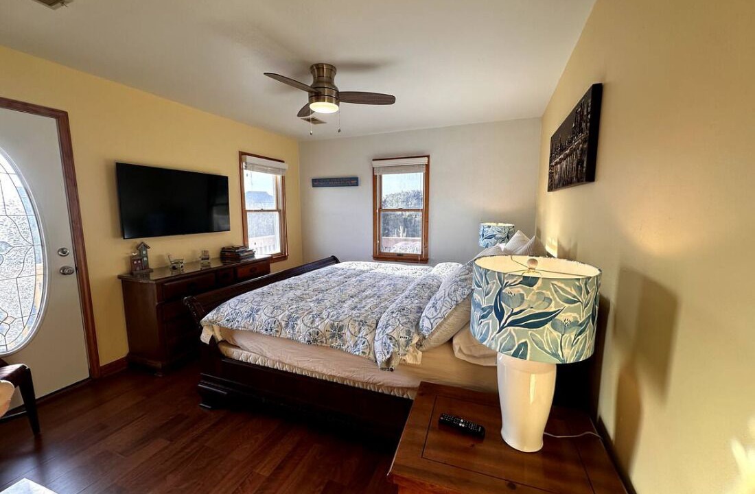 Photo of Bedroom in Whalehead Beach