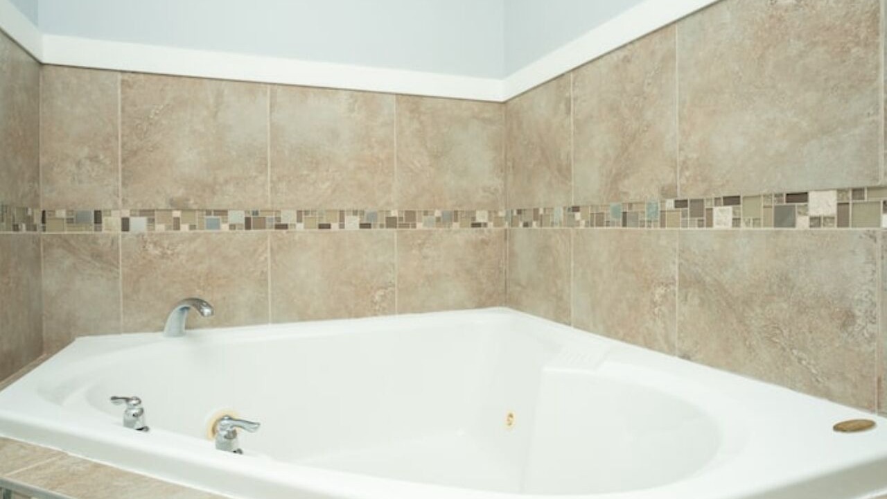 Photo of Bathroom in La Follette