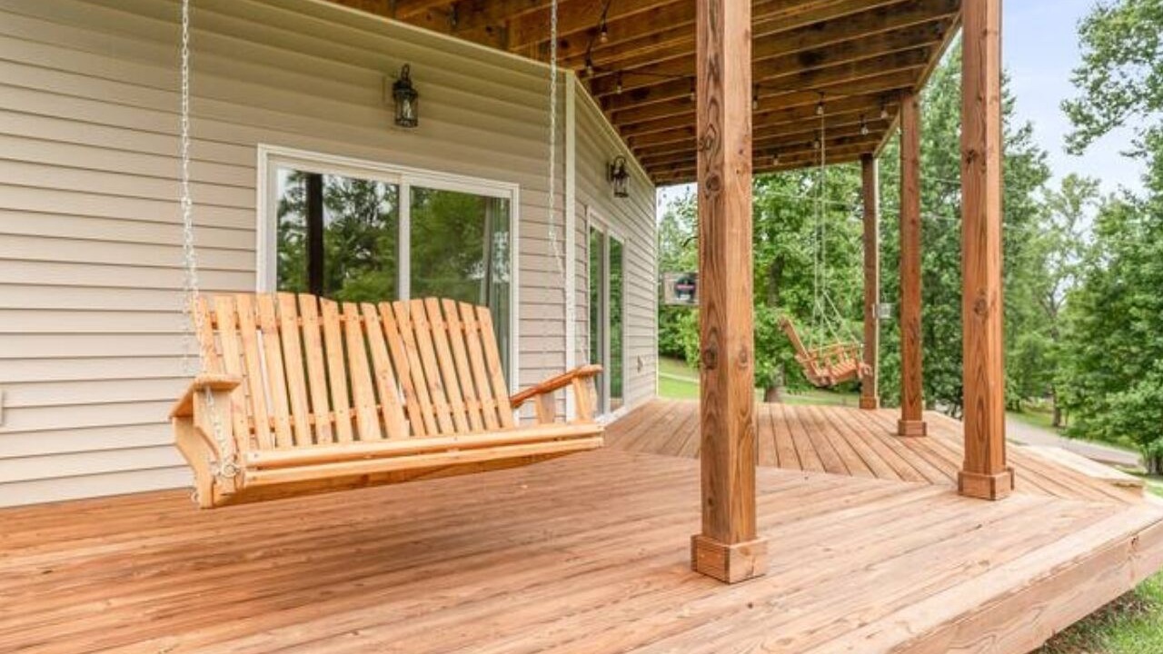 Photo of Patio Balcony in La Follette