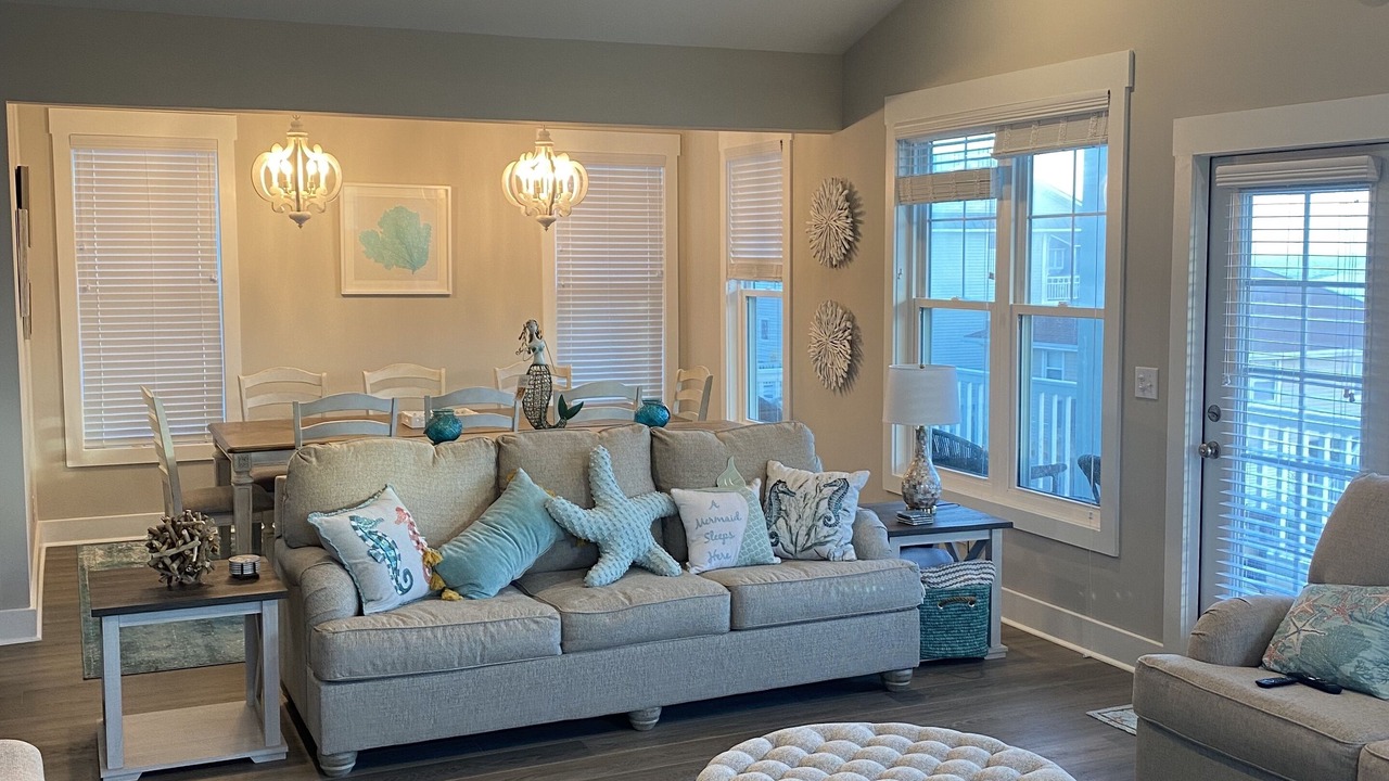 Photo of Livingroom in Ocean Isle Beach