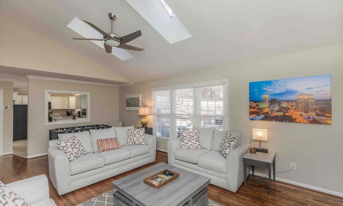 Photo of Livingroom in Greensboro