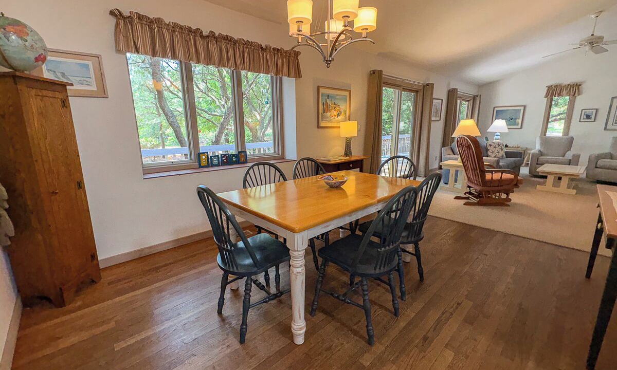 Photo of Bedroom in Southern Shores