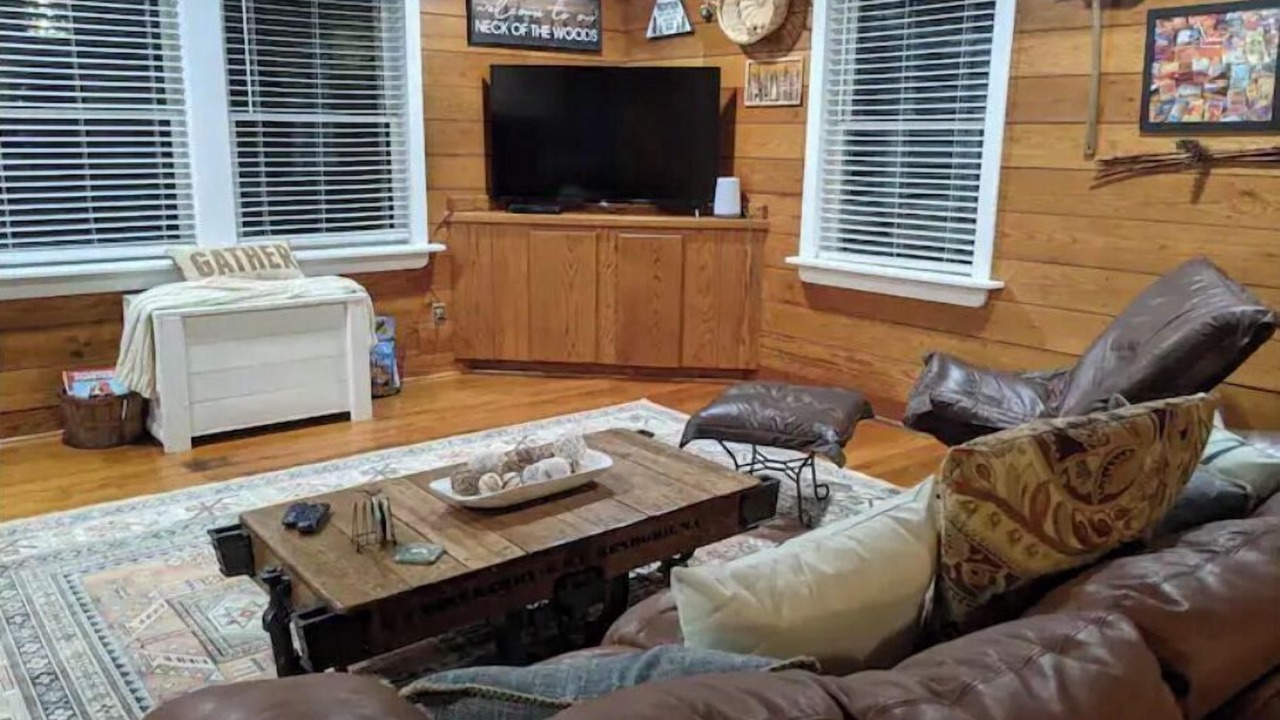 Photo of Livingroom in Lawsonville