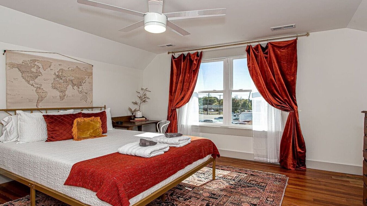 Photo of Bedroom in Knoxville