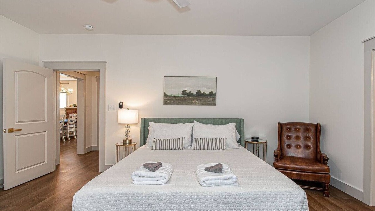 Photo of Bedroom in Knoxville