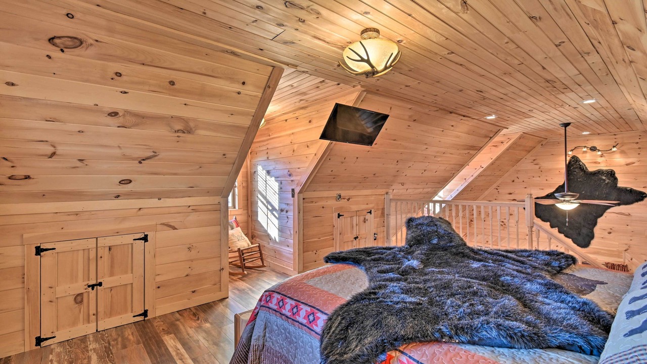 Photo of Bedroom in Berea
