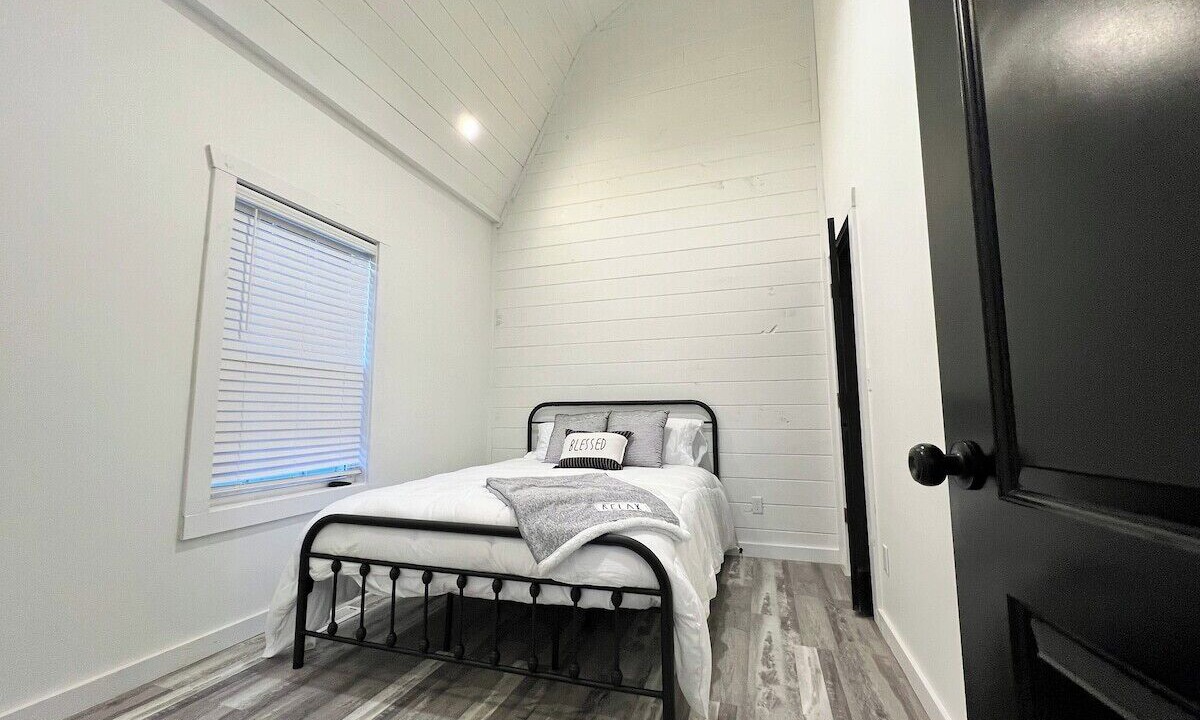 Photo of Bedroom in Monticello