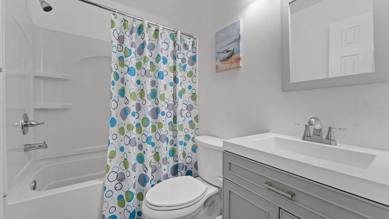 Photo of Bathroom in Waves