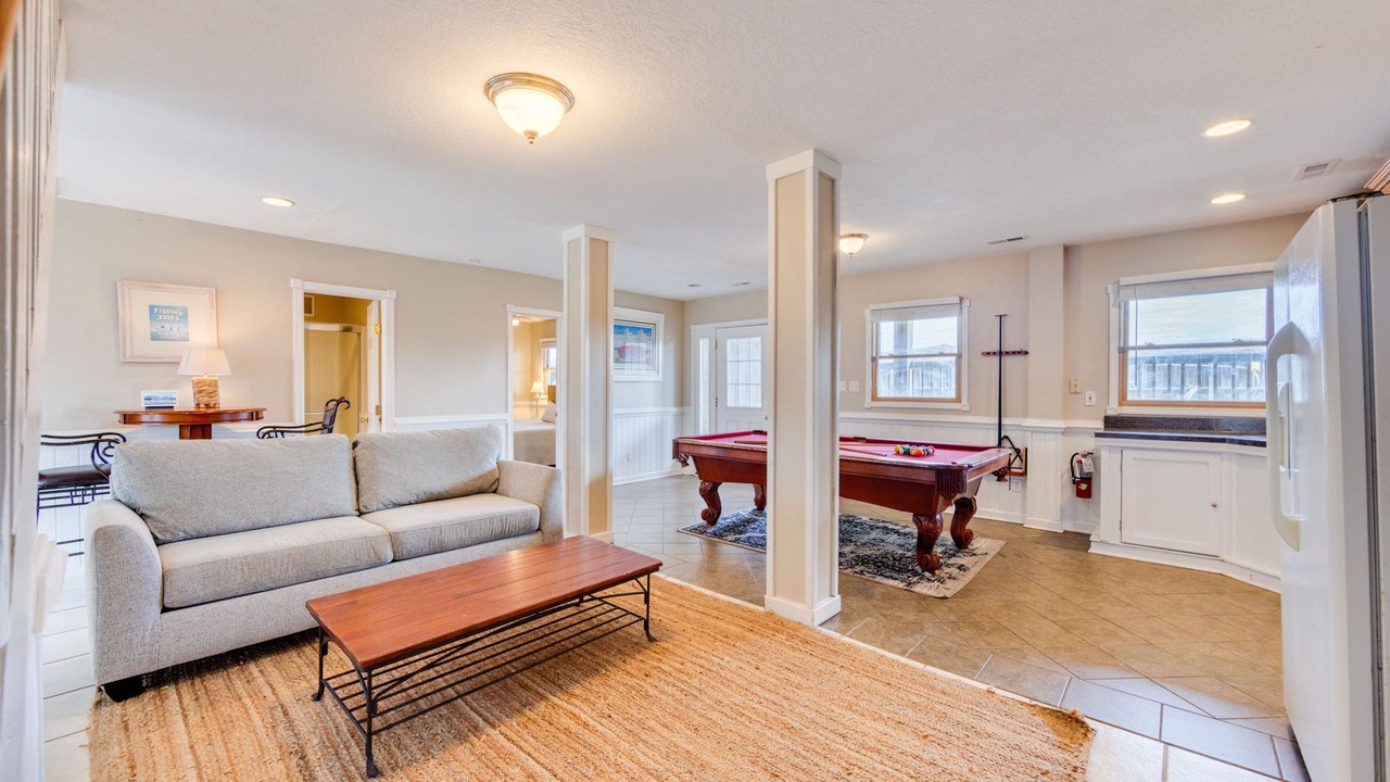 Photo of Bedroom in Waves