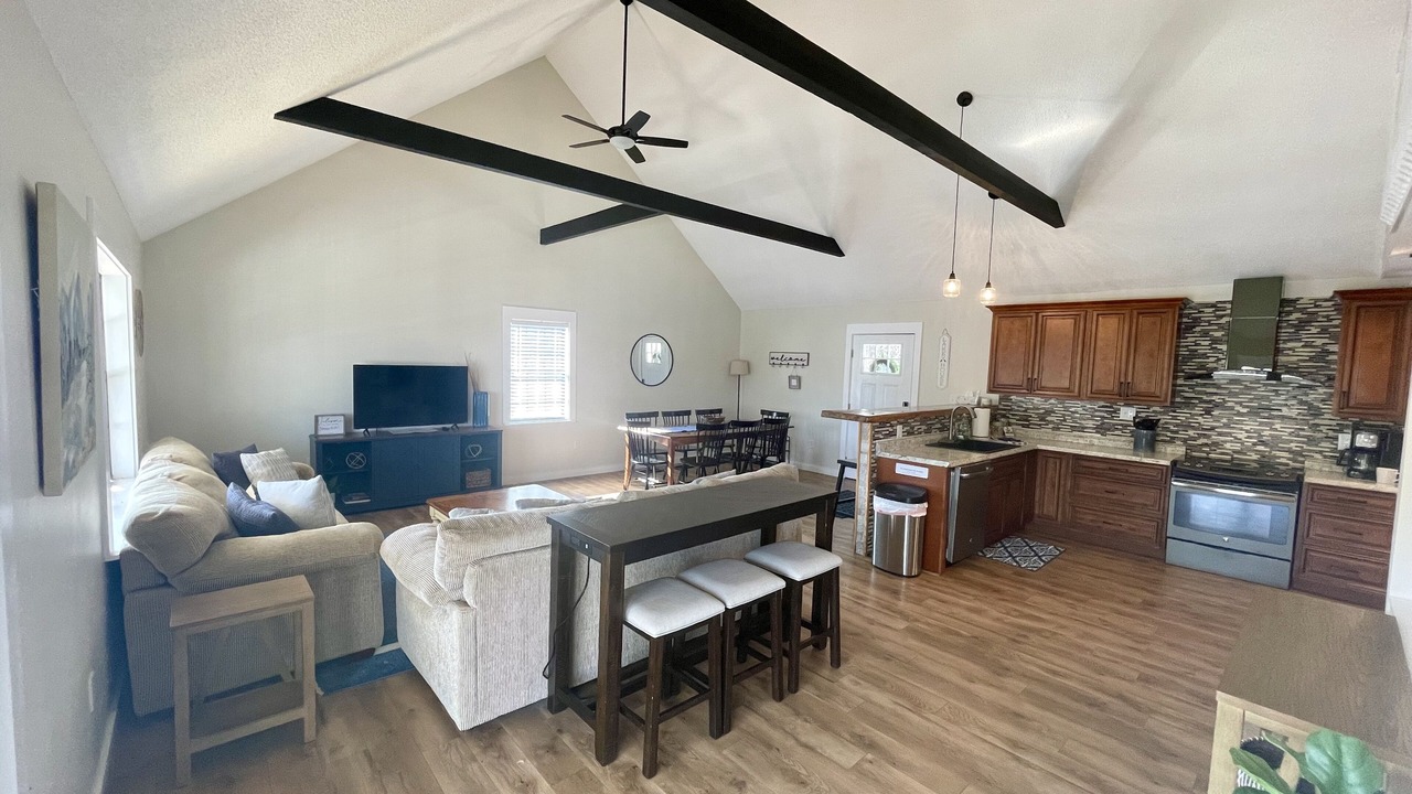 Photo of Livingroom in La Follette