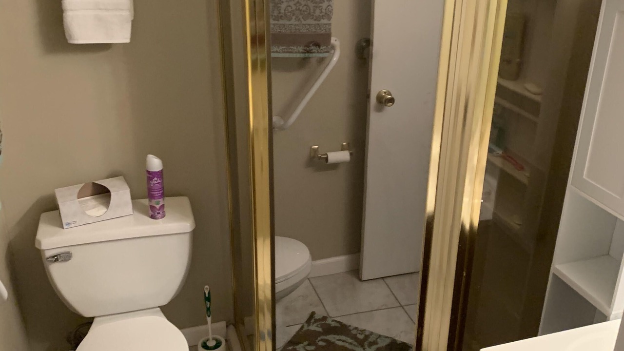 Photo of Bathroom in Bronston