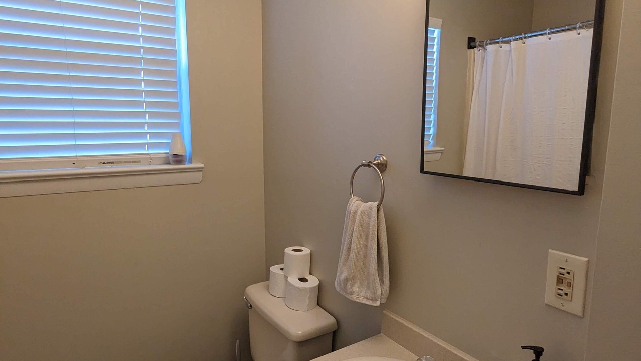 Photo of Bathroom in Ringgold