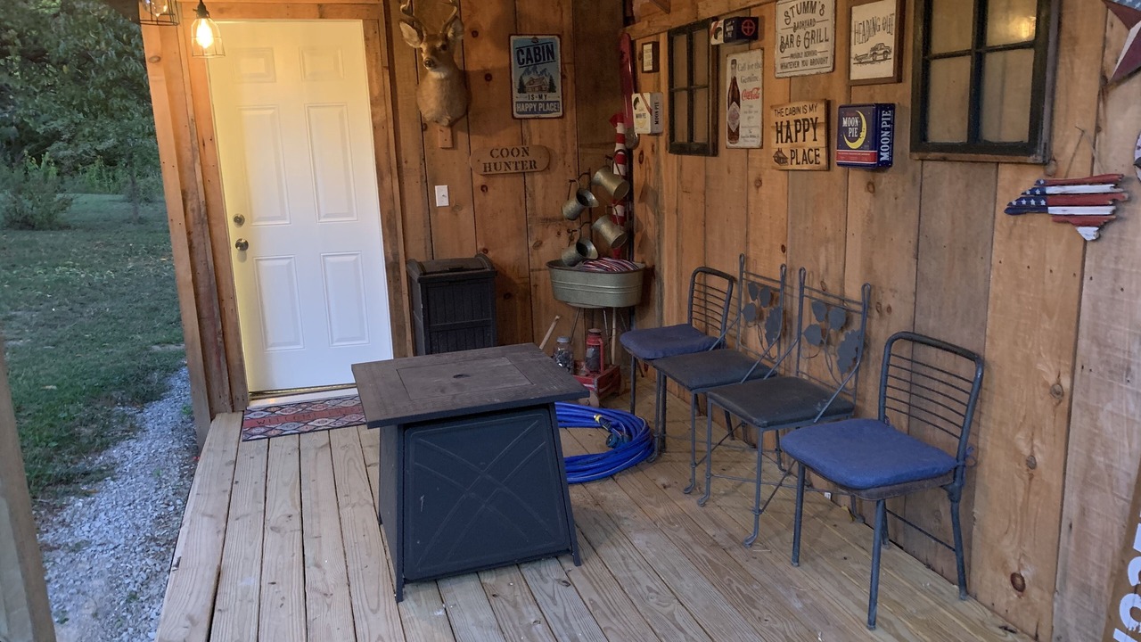 Photo of Patio Balcony in Byrdstown